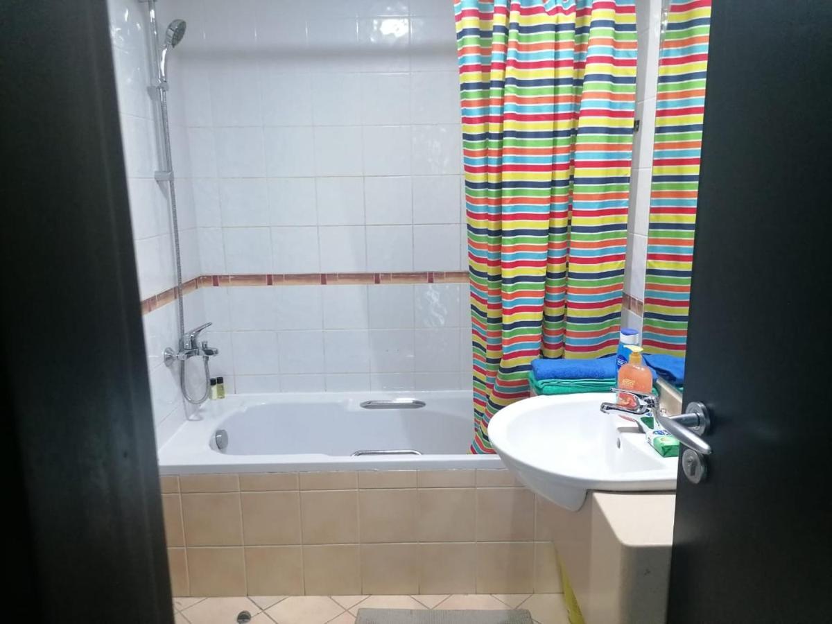 Apartamento La Riviera Dubái Exterior foto